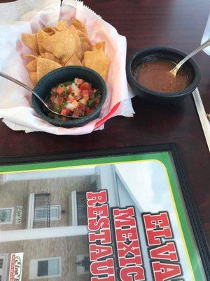 Chips & Salsa