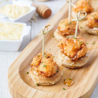 Wedding Hors D'oeuvres: Fried chicken and waffles