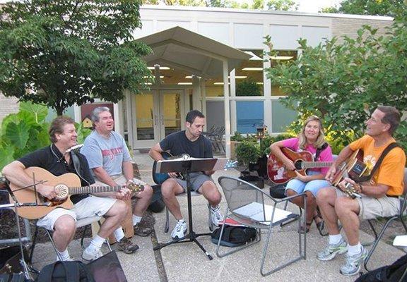 Brecksville Music and Guitar