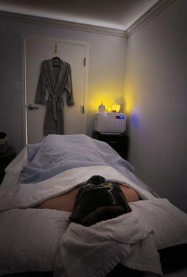 Clean Relaxing Treatment Room