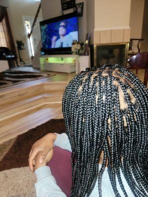 Knotless braids