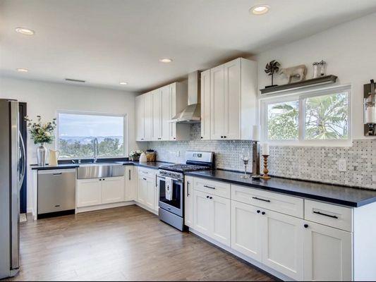 White shaker kitchen