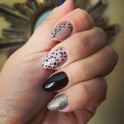 Animal Print Nails