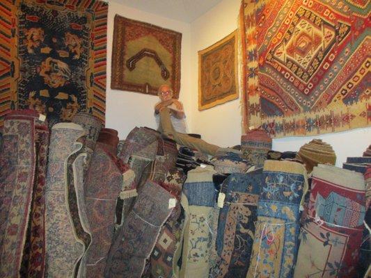 Mosby Antique Oriental Rugs in Sarasota FL. We may appraise and purchase your antique rugs.