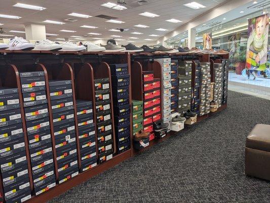 Shoe Dept. Encore, Valley Hills Mall, Hickory