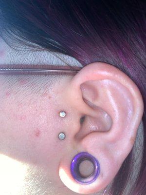 Surface Tragus