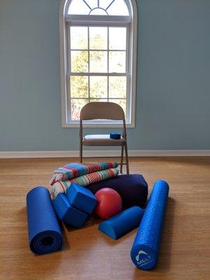 Join us for weekly movement classes and workshops at The Studio at A Step To Health. Yoga, restorative movement, and MELT foam rolling.