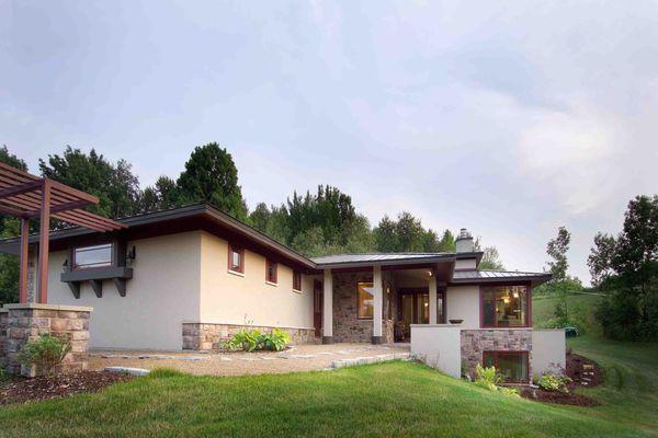 Boulder Ridge - Natural Home Magazine