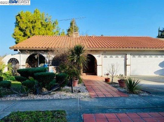 799 Olive Ave, Fremont Mission Home For Sale 4Bed/2Bath, 3 car garage, Living space 2095 sf, Lot size 8,050 sf.  for sale: $1,630,000.