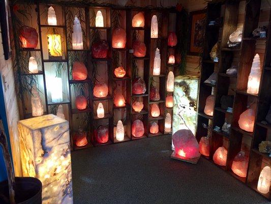 Great selection of onyx, selenite rose quartz and salt lamps!