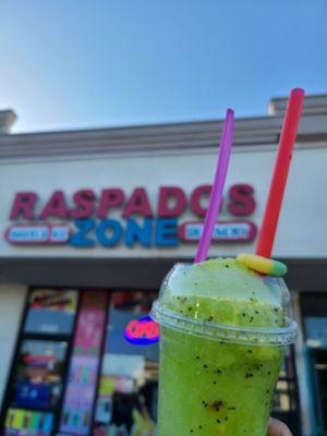 Kiwi raspado, yummy!