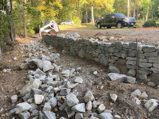 Retaining wall