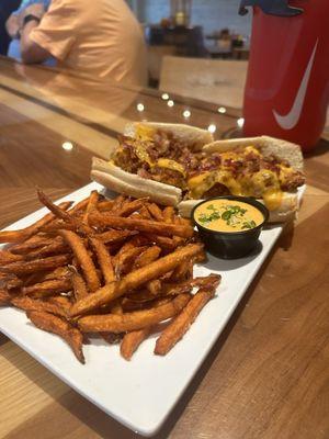 Chili dog with sweet potatoes fries