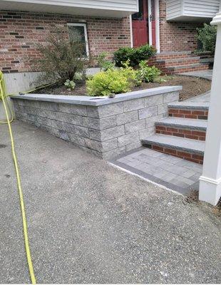 New Steps paver retaining wall