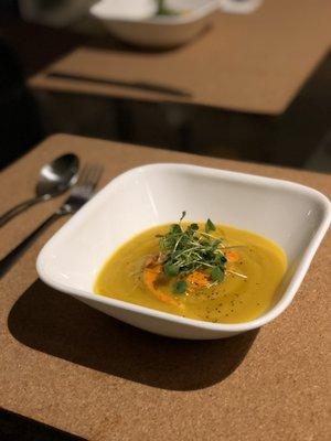 Vegan Soup: Butternut squash with calabrian chili oil