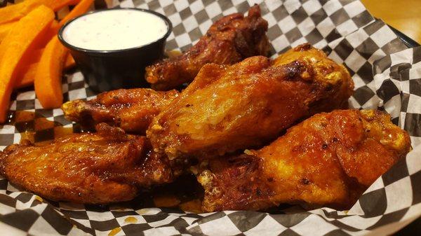 Wings extra crispy with sweet chili sauce.