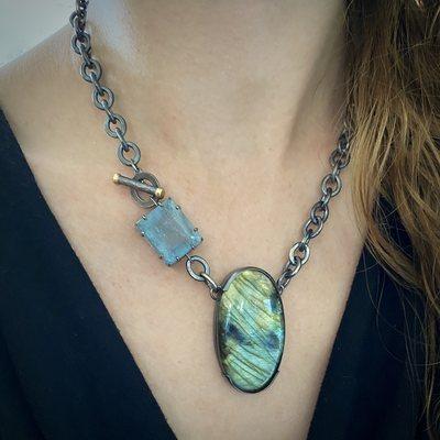 Metaphysical necklace in sterling silver and 18kt yellow gold with labradorite and aquamarine by Ayesha Mayadas