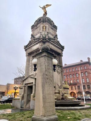 Monuments including civil war monument in Central Park on main st