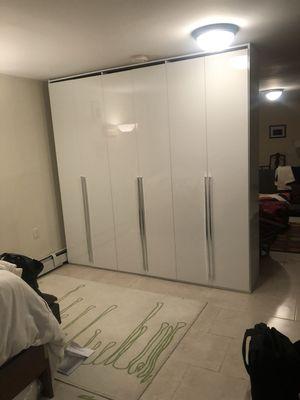 6 door wardrobe assembly