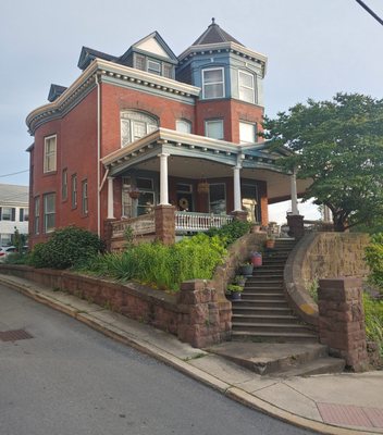 Beautiful Victorian home -- use it as a landmark to find Max's back door.