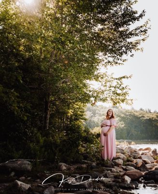 Quabbin reservoir maternity photos.