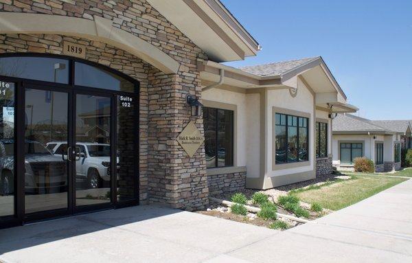 Exterior view of Mark R. Smith DDS and Blake E Cure DDS in Greeley, CO