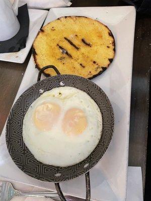 Arepa and eggs