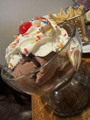 This is another picture of a Brownie Sundae