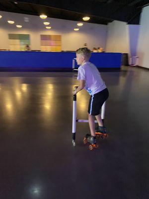 Skating floor