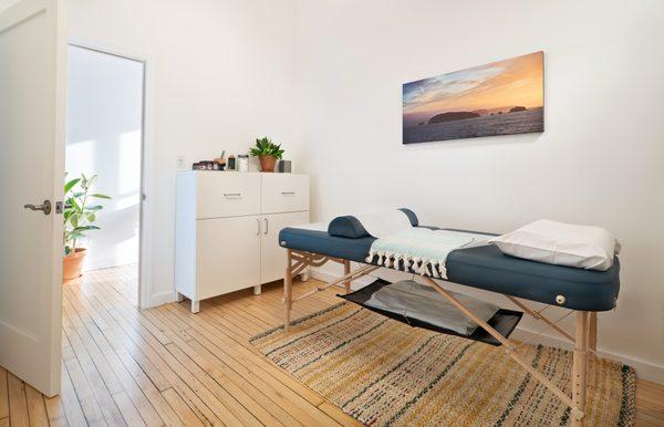 One of our acupuncture treatment rooms