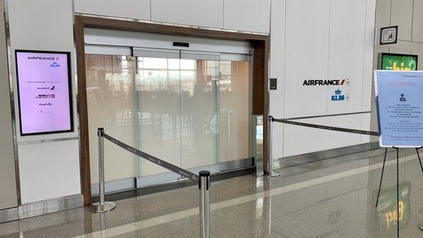 Entry way from Terminal A. Right across from A22