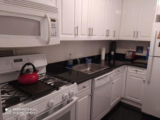 kitchen after a deep cleaning