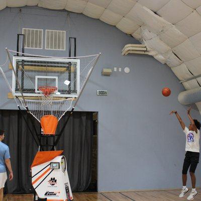 Basketball shooting sessions available with knowledgeable coaches!