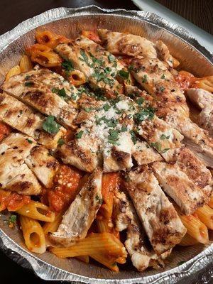 Penne Alla Vodka with chicken