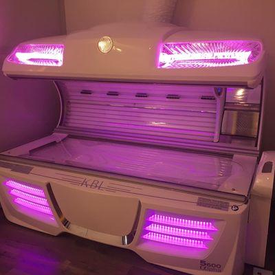 Our Platinum level tanning bed