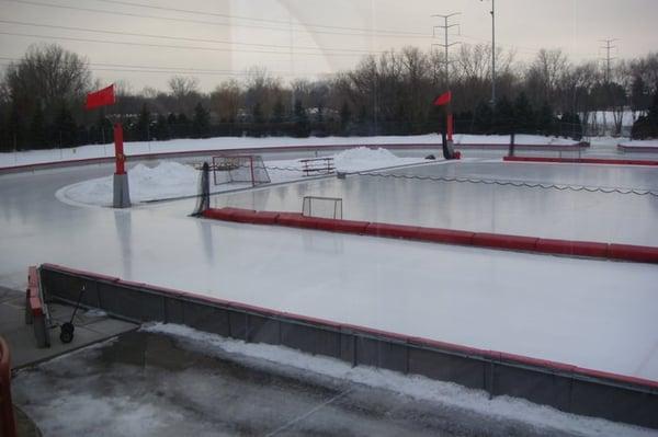 Oval rink pic #2