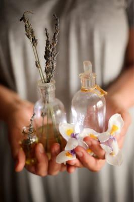 Herbal oils, flower essences & remedies!