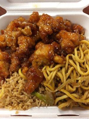 Lunch special, sesame chicken