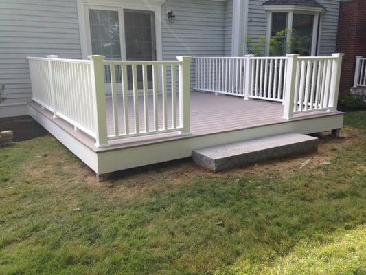 New construction deck. Made of 100% maintenance free PVC