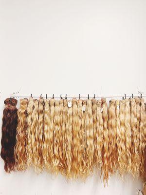 Machine Weft Extensions