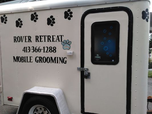 Rover Retreat Grooming