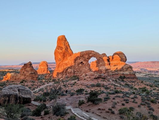 Turret Arch | Instagram: @telephonesmoothie