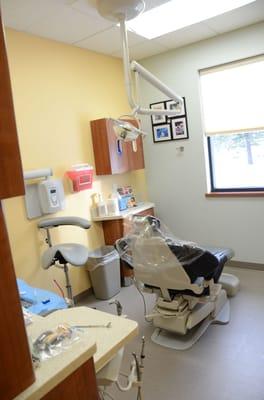 Each treatment suite boasts digital x-rays and heat and massage chairs. Pillows and blankest available upon request.