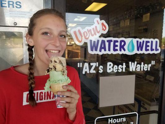 Here is Sydnie my daughter Enjoying a Thrifty Ice Cream in a Hot Day!!
#vernswaterwell
#glendaleaz
#thriftyicecream