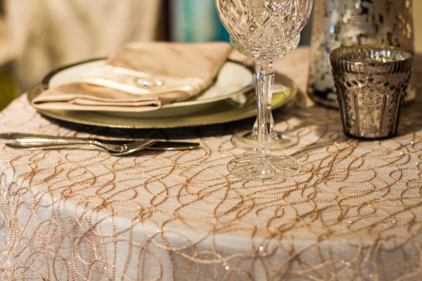 The embroidered texture of our "Delicacy" table linen creates an absolutely romantic setting