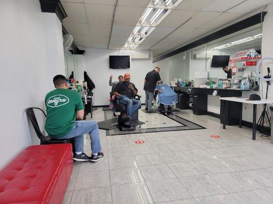 Strong Island Barbers