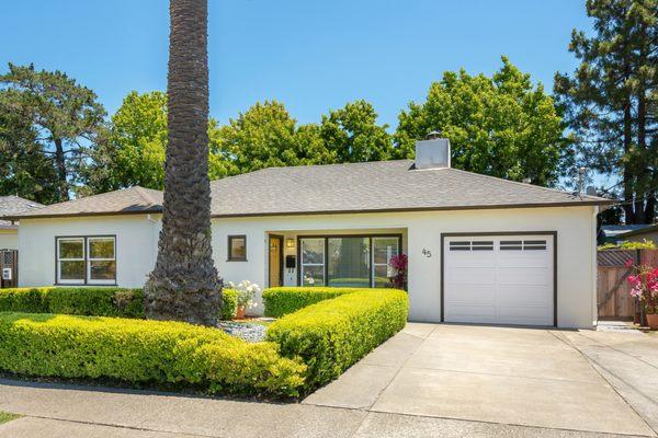 We listed this easy living one level home in Corte Madera and sold it with multiple offers.