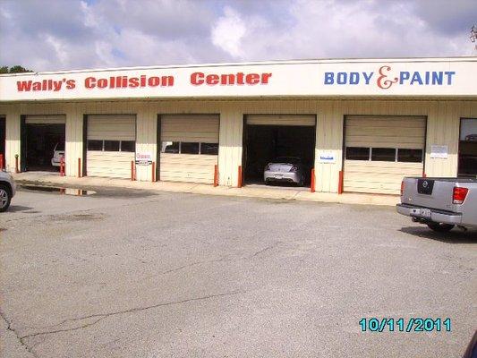 Wally's Collision Center