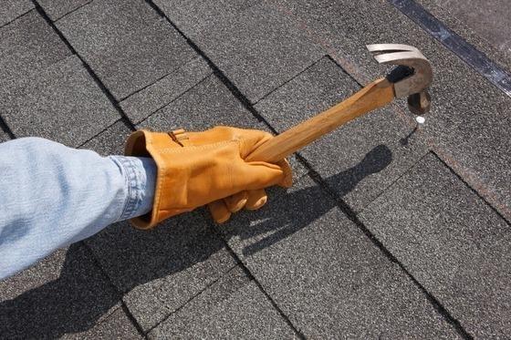 Asphalt shingle roofing services