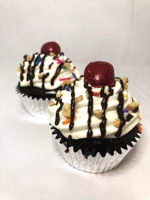 Hot Fudge Sundae Cupcakes